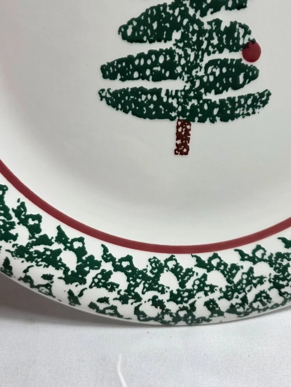 ONE Furio Christmas Tree Dinner Plate Green Sponge Tree & Edge Made in Italy